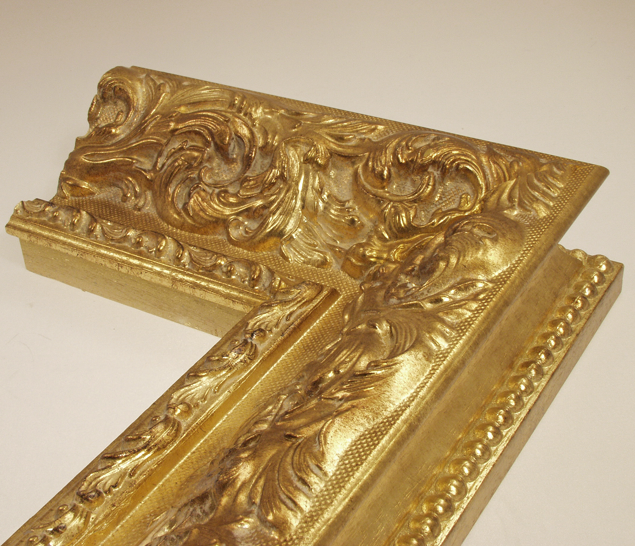 Exklusives goldenes Barock Kunstharz Gold Stilrahmen Bilderrahmen vergoldet C532 